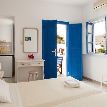 Evgenia Rooms And Apartments Folegandros Town Ngoại thất bức ảnh