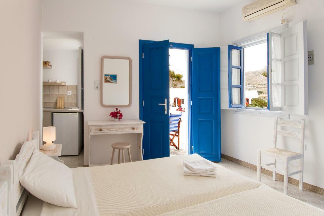 Evgenia Rooms And Apartments Folegandros Town Ngoại thất bức ảnh